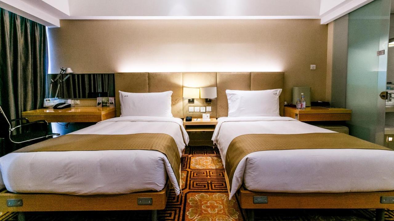 Holiday Inn Binhai Tianjin Exterior photo