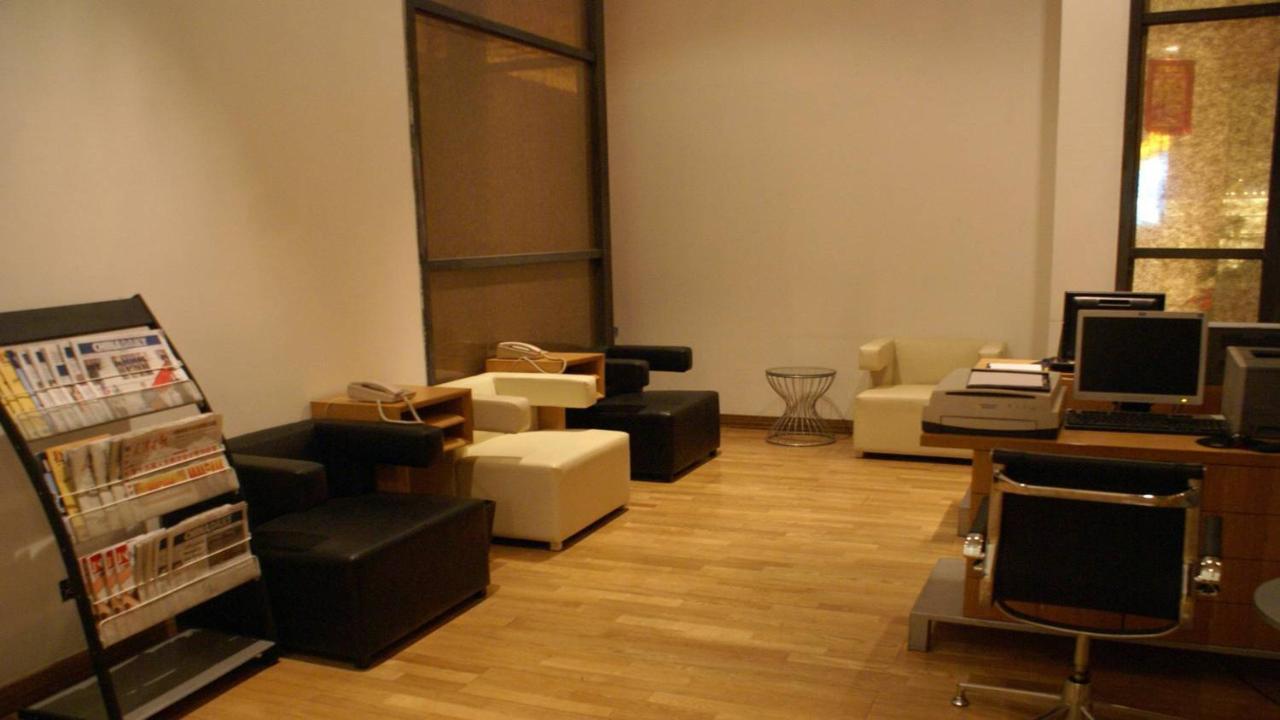 Holiday Inn Binhai Tianjin Exterior photo